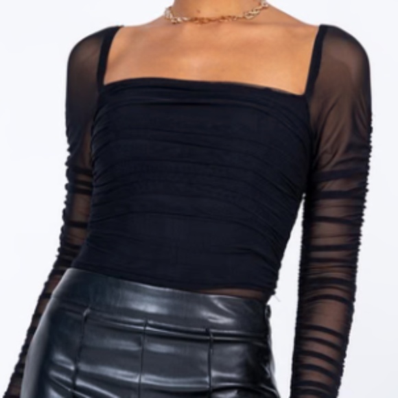 Princess Polly Delaney Black Bodysuit Size 6 - Picture 1 of 2